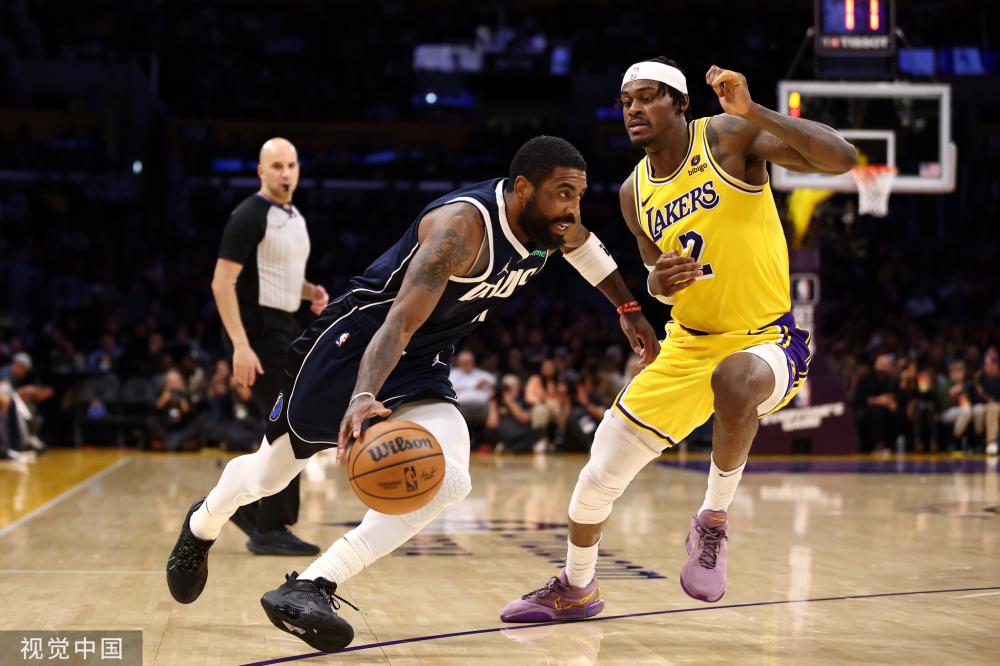 在本赛季初 在本赛季初